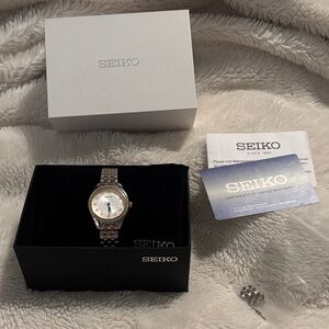 Seiko Essentials SUR392 Two-Tone Watch Crystal Collection Water Resistant